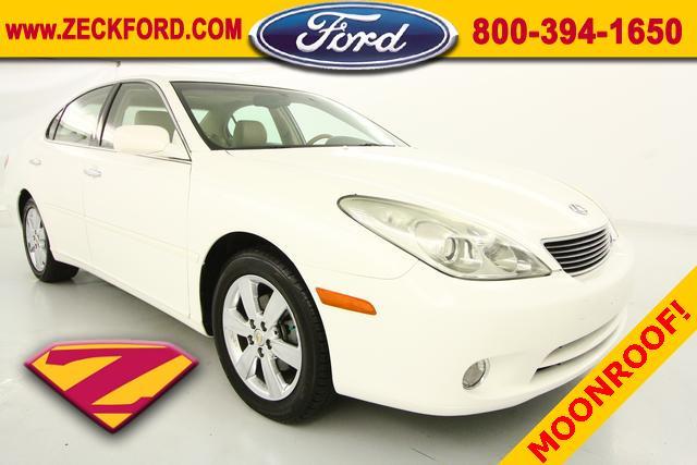 2005 Lexus ES 330 Pickup 2D 6 Ft