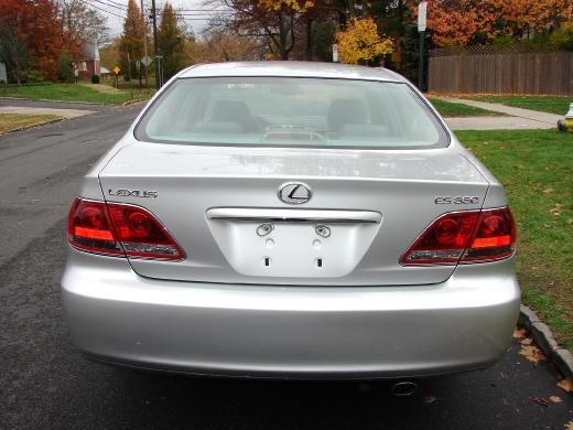 2005 Lexus ES 330 SE Sedan