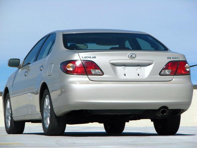 2005 Lexus ES 330 Unknown