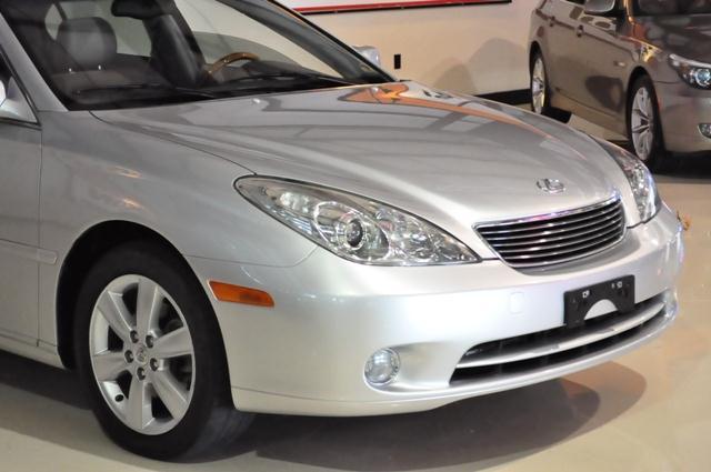 2005 Lexus ES 330 Unknown