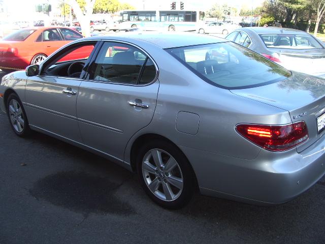 2005 Lexus ES 330 Base