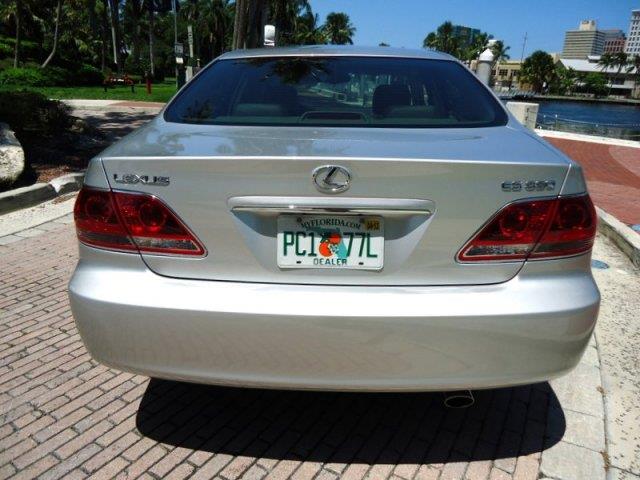 2005 Lexus ES 330 Unknown