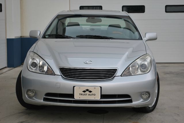 2005 Lexus ES 330 AWD 4dr Luxury W/3rd Row