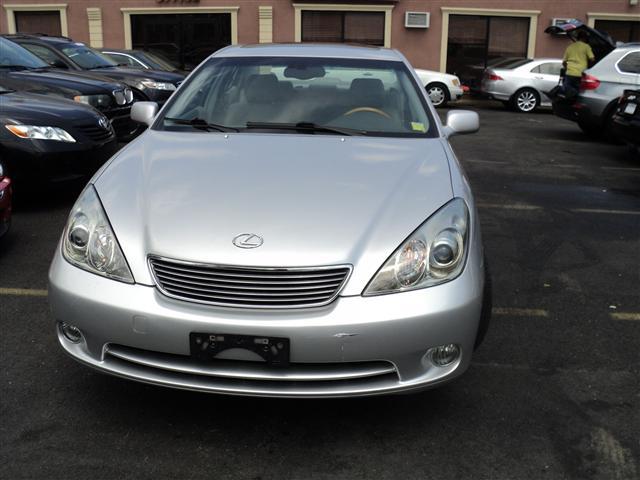 2005 Lexus ES 330 SE Sedan