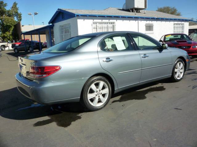 2005 Lexus ES 330 Unknown