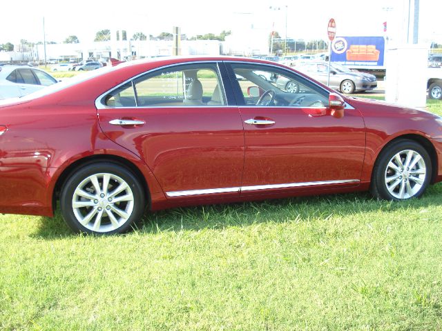 2010 Lexus ES 350 Reg Cab 165 WB 84 CA XL 4WD