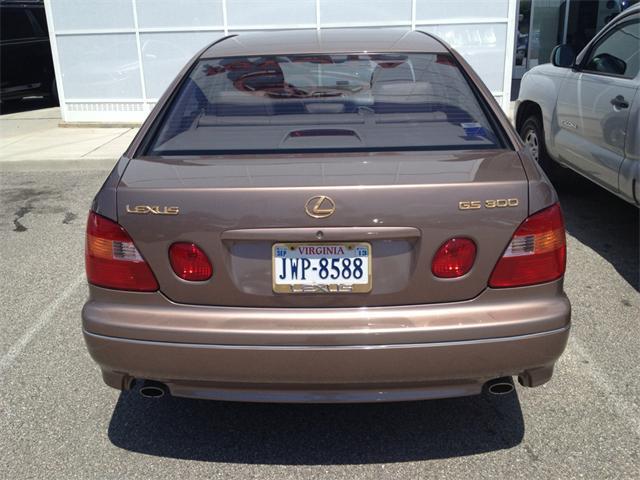 1998 Lexus GS 300 2