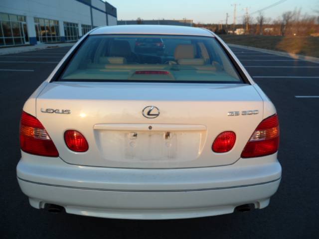 1999 Lexus GS 300 Base