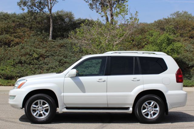 2004 Lexus GX 470 T6 Sport Utility 4D