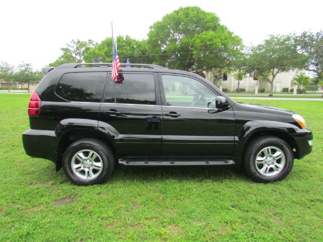 2004 Lexus GX 470 Scion XB