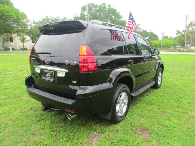 2004 Lexus GX 470 Scion XB