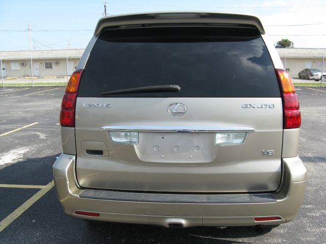 2004 Lexus GX 470 Scion XB