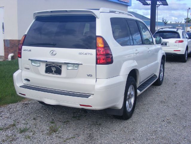 2004 Lexus GX 470 Scion XB