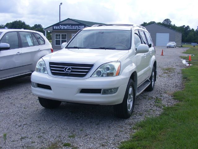 2004 Lexus GX 470 Scion XB