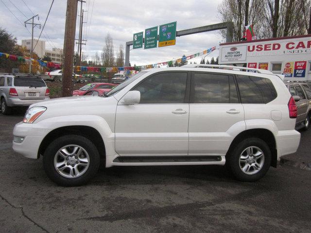 2006 Lexus GX 470 Scion XB