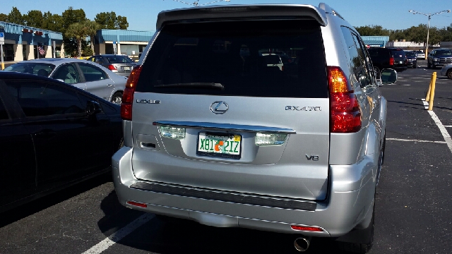 2006 Lexus GX 470 Scion XB