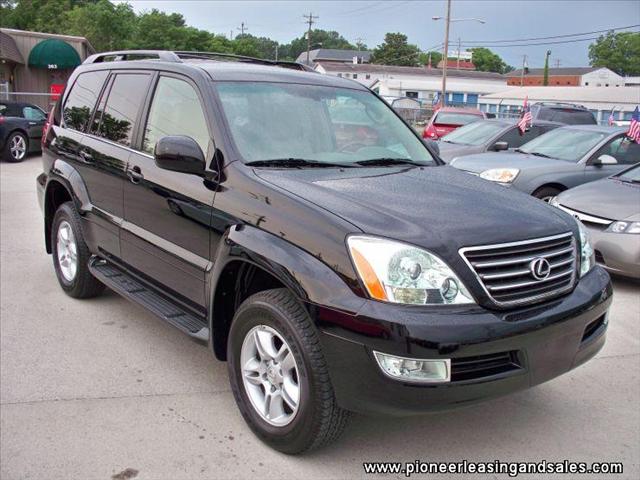 2007 Lexus GX 470 Scion XB