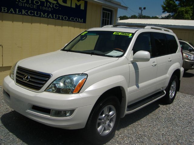 2007 Lexus GX 470 Scion XB