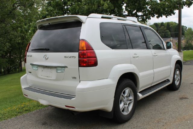 2007 Lexus GX 470 Scion XB