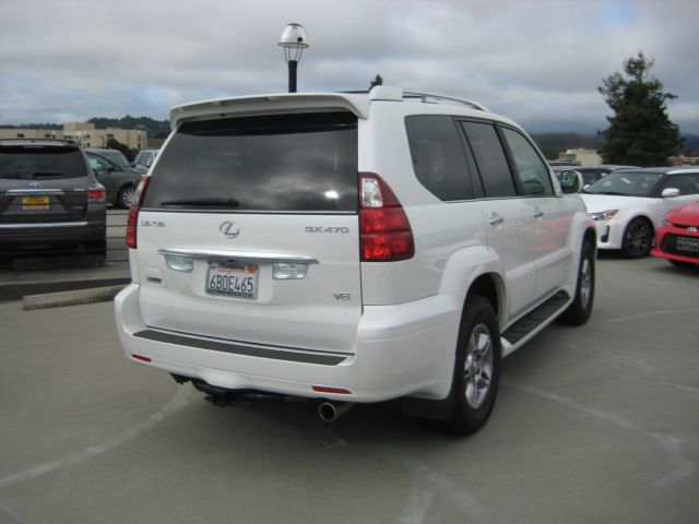 2008 Lexus GX 470 Scion XB