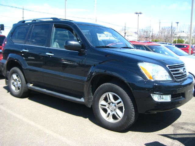 2008 Lexus GX 470 Scion XB