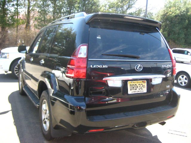 2008 Lexus GX 470 Scion XB