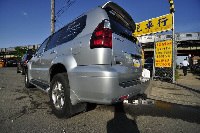 2008 Lexus GX 470 Scion XB