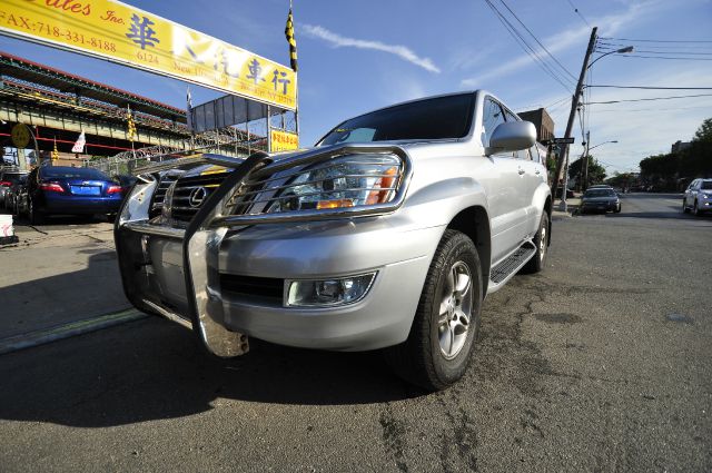 2008 Lexus GX 470 Scion XB