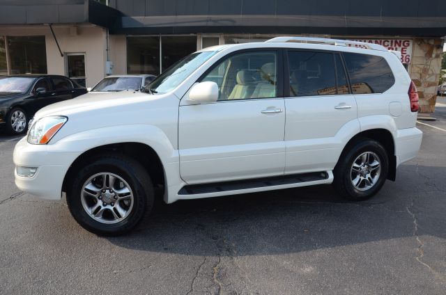 2009 Lexus GX 470 Scion XB