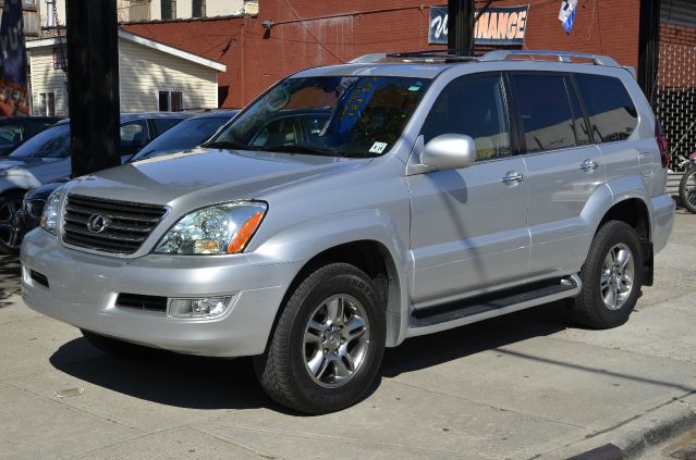 2009 Lexus GX 470 Scion XB