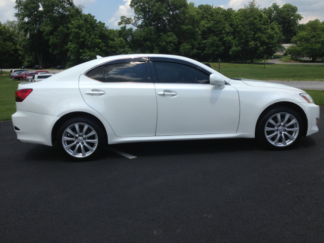 2008 Lexus IS Dvd-3rd ROW Seating