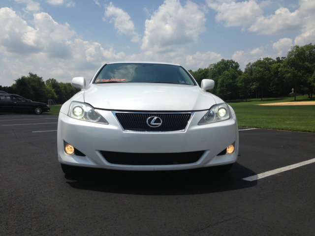 2008 Lexus IS Dvd-3rd ROW Seating