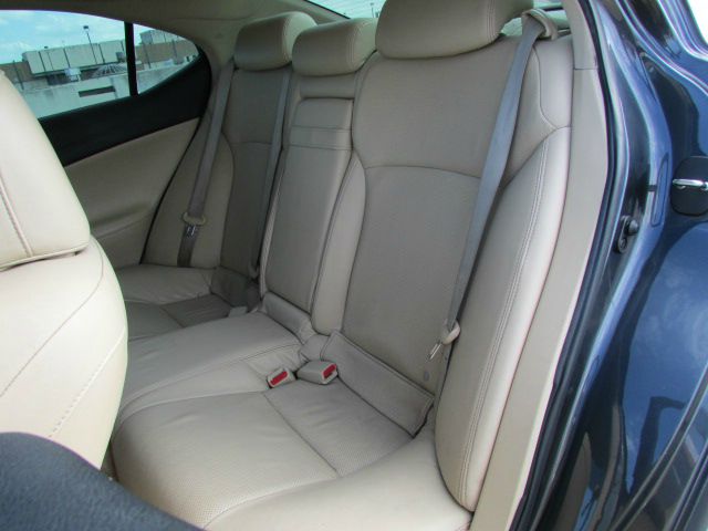 2006 Lexus IS 250 4WD 4-door Sport/entertainment Pkg