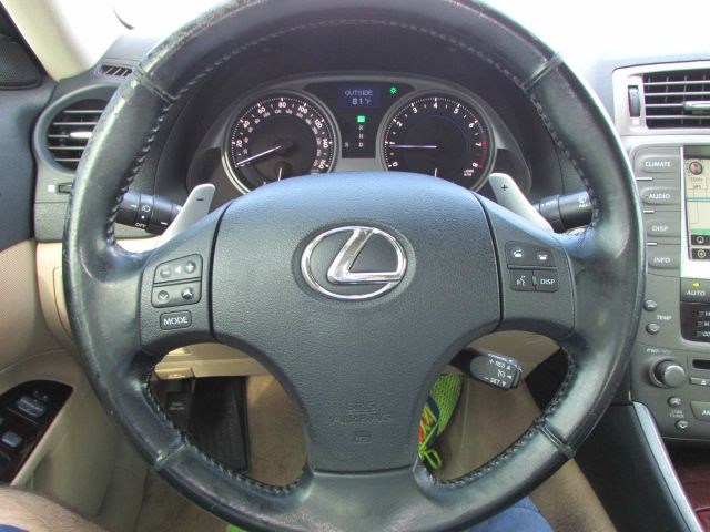 2006 Lexus IS 250 4WD 4-door Sport/entertainment Pkg