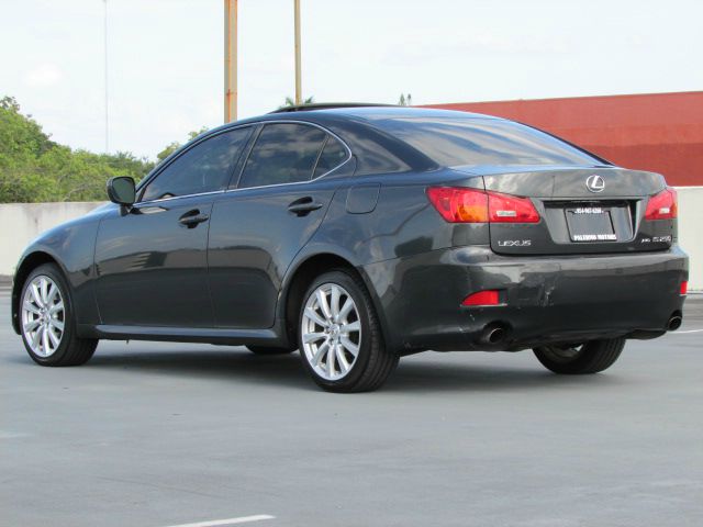 2006 Lexus IS 250 4WD 4-door Sport/entertainment Pkg