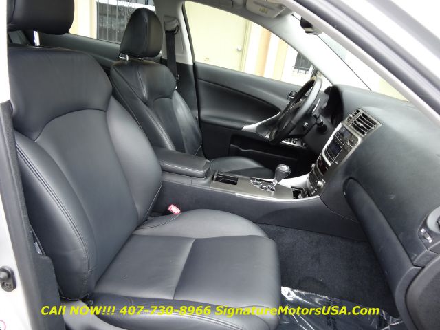 2006 Lexus IS 250 Ext Cab SLE Longbed