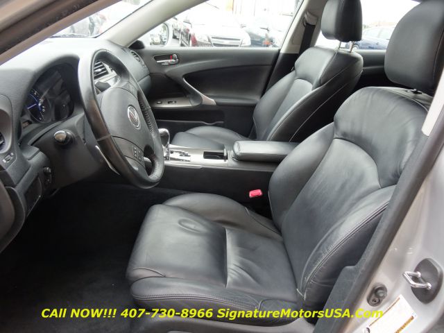 2006 Lexus IS 250 Ext Cab SLE Longbed