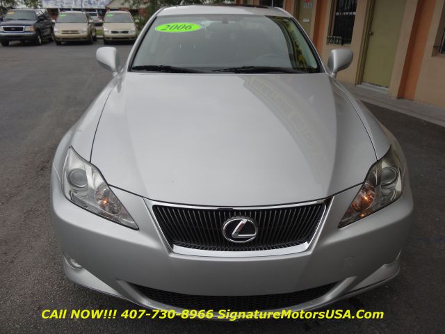 2006 Lexus IS 250 Ext Cab SLE Longbed