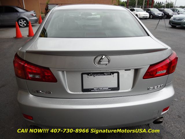 2006 Lexus IS 250 Ext Cab SLE Longbed