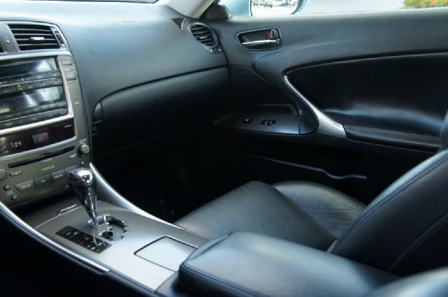 2006 Lexus IS 250 Ext Cab SLE Longbed