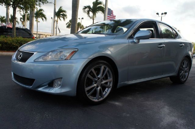 2006 Lexus IS 250 Ext Cab SLE Longbed