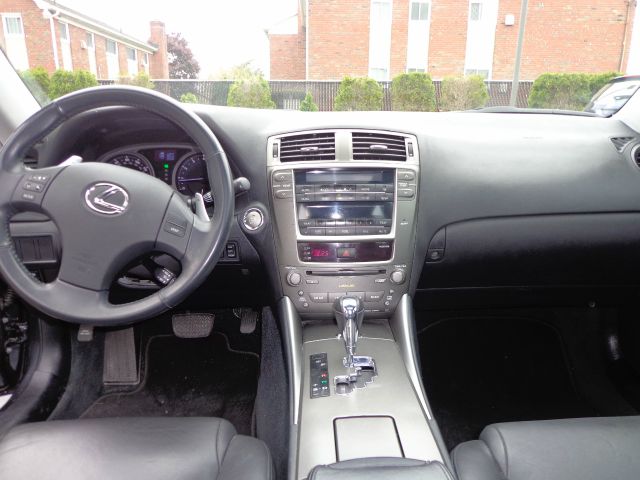 2006 Lexus IS 250 Ext Cab SLE Longbed