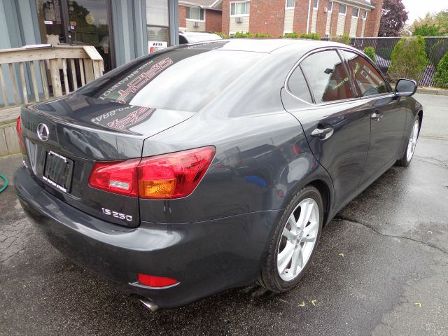 2006 Lexus IS 250 Ext Cab SLE Longbed