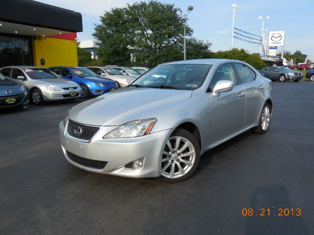 2007 Lexus IS 250 4WD 4-door Sport/entertainment Pkg