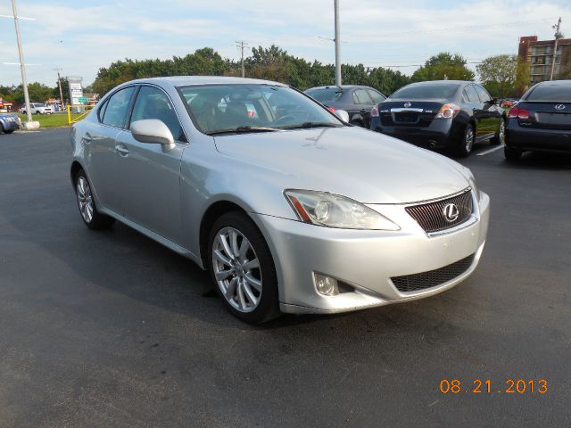 2007 Lexus IS 250 4WD 4-door Sport/entertainment Pkg