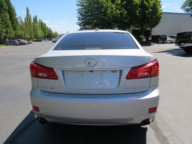 2007 Lexus IS 250 4WD 4-door Sport/entertainment Pkg