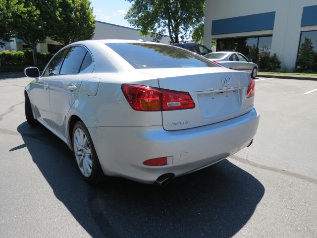 2007 Lexus IS 250 4WD 4-door Sport/entertainment Pkg