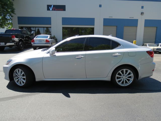 2007 Lexus IS 250 4WD 4-door Sport/entertainment Pkg