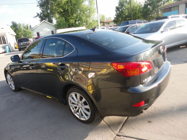 2007 Lexus IS 250 4WD 4-door Sport/entertainment Pkg