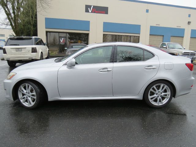 2007 Lexus IS 250 Ext Cab SLE Longbed